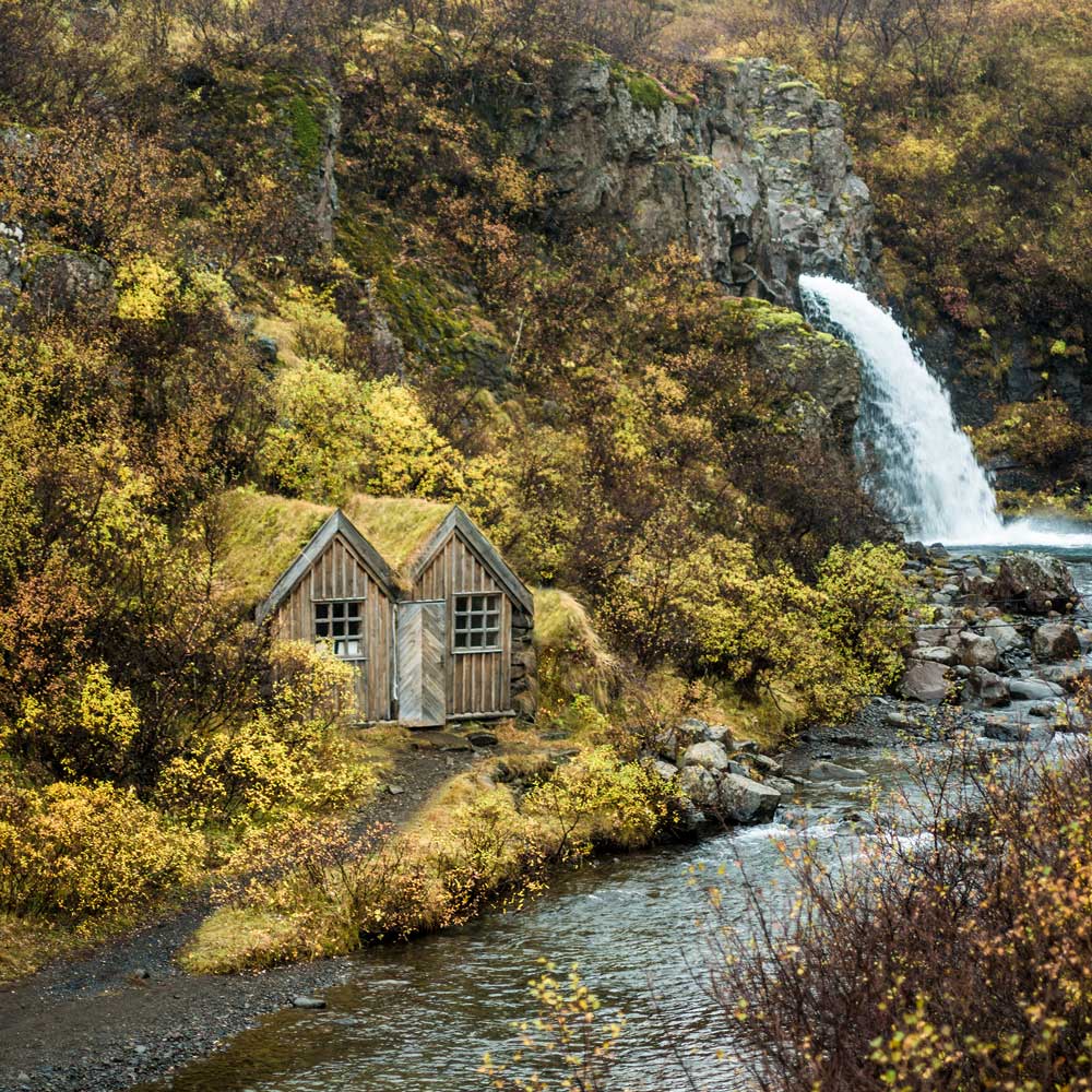Tiny House am Fluss