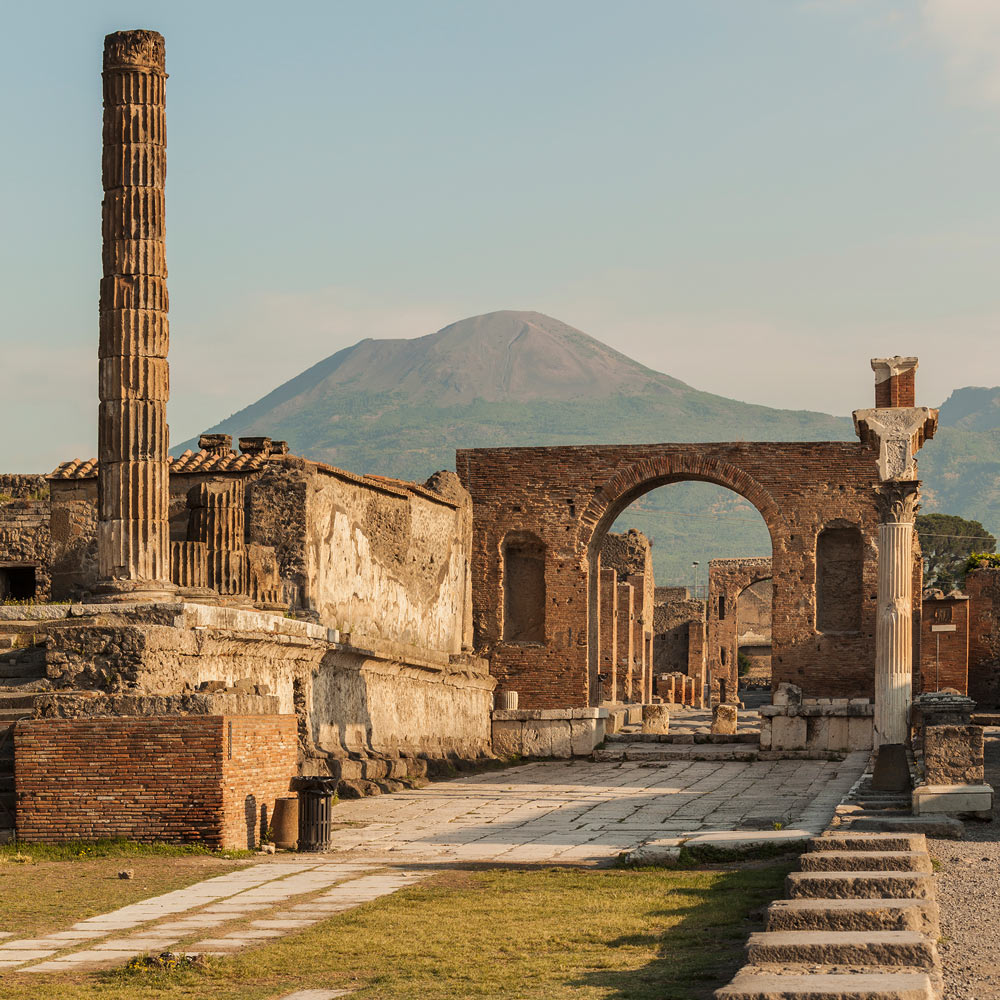 Touristenhochburg Pompeji