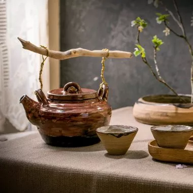Die Teezeremonie zählt auch zur Zen-Kunst.