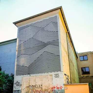 Abstraktes Tape Art Mural in Schwarzweiß, Transurban, Tape That